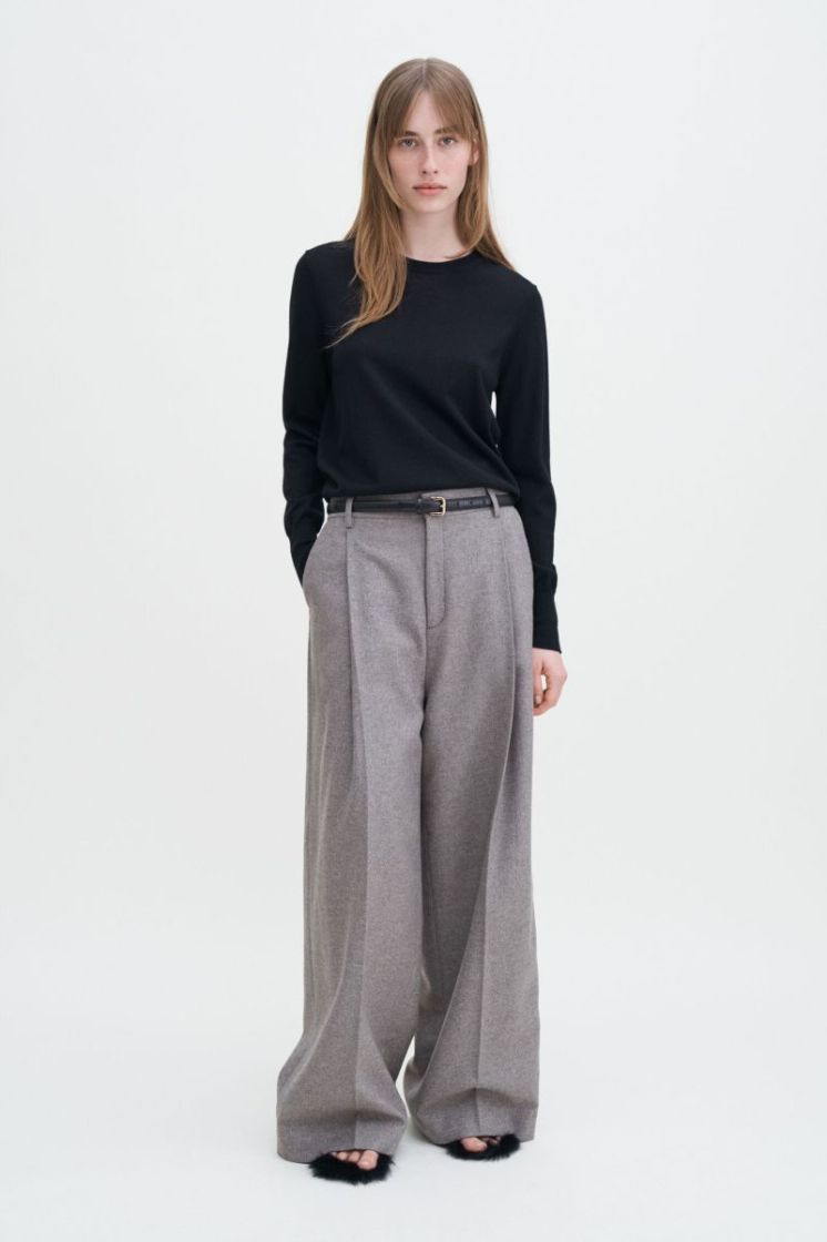 Wash inside out with similar colours - do not tumble dry 1433 BLACK