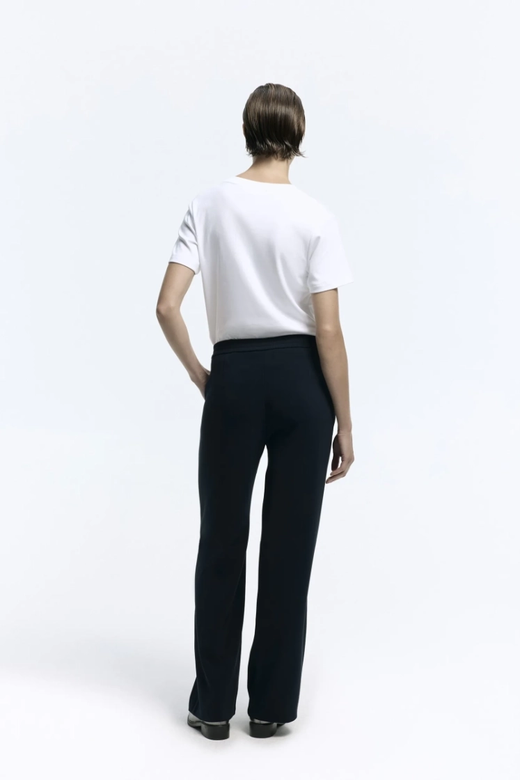01573 8800 NAVY