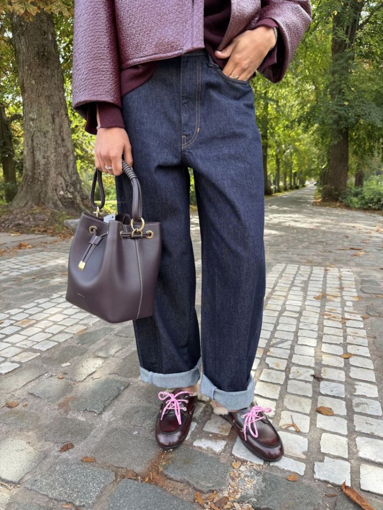  890 NAVY BLUE