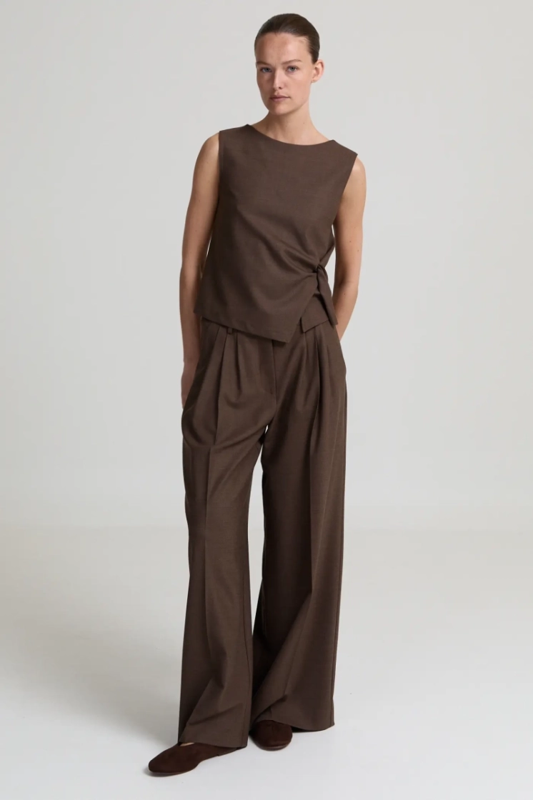  BROWN MELANGE