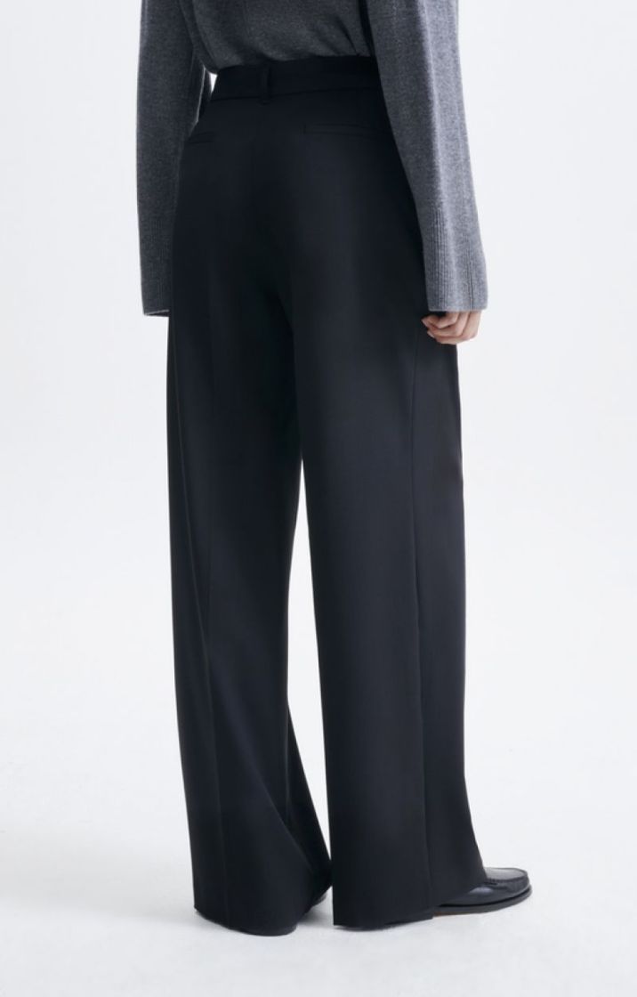 999 NOIR