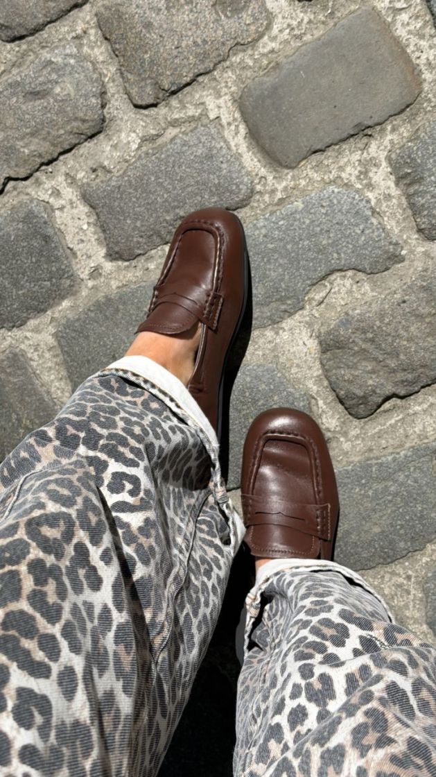  200 BROWN