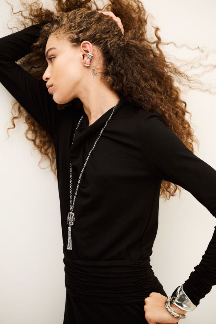  0100 NOIR