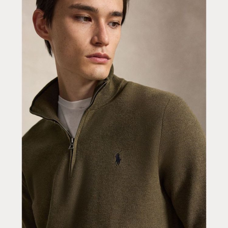 010 CARGO OLIVE