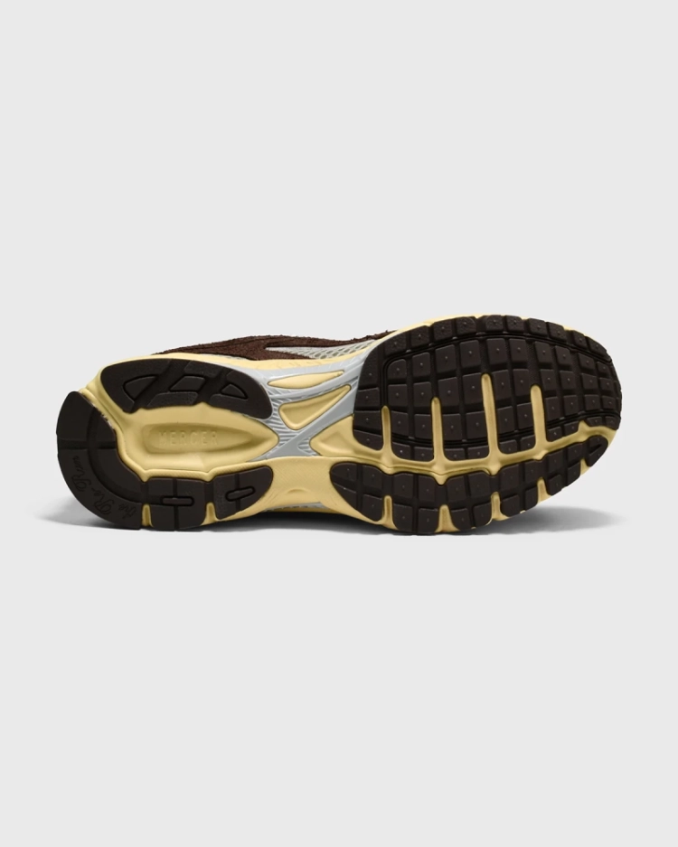  800 BROWN