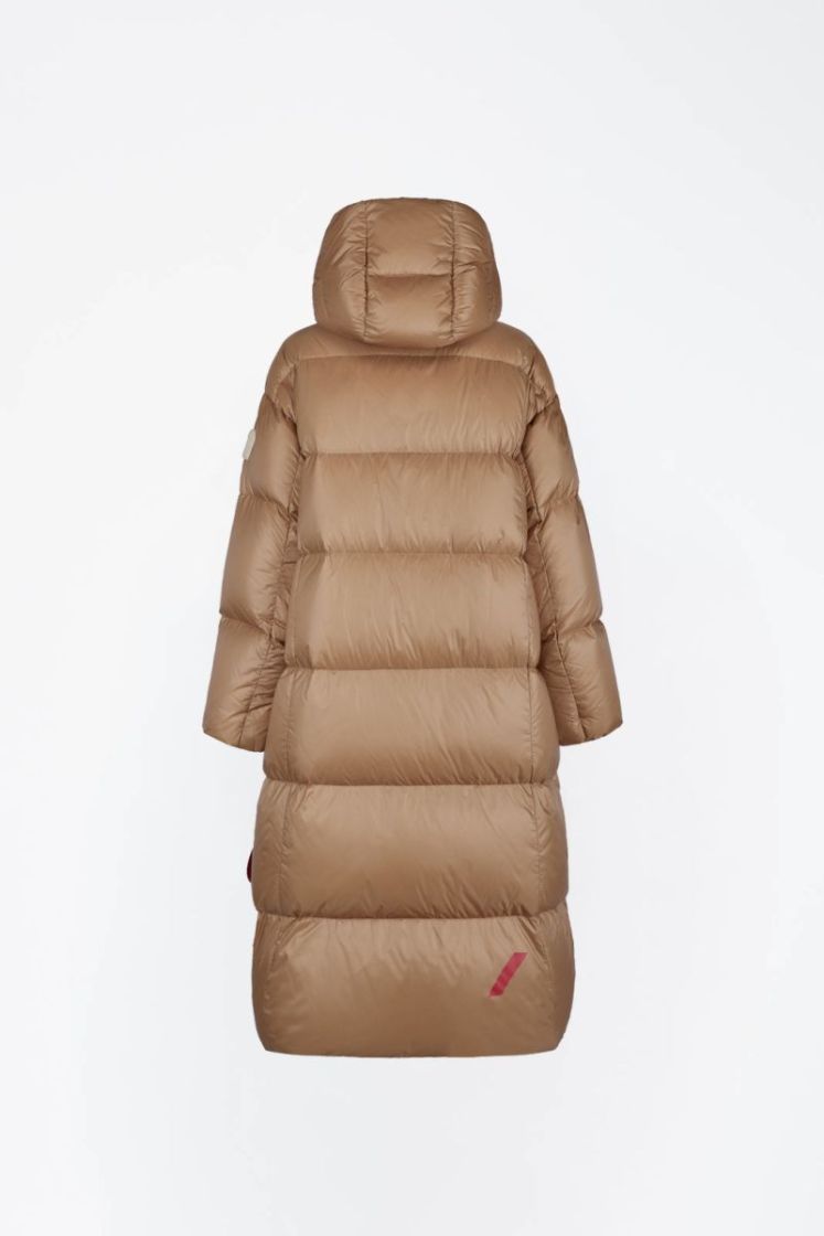  220 BEIGE
