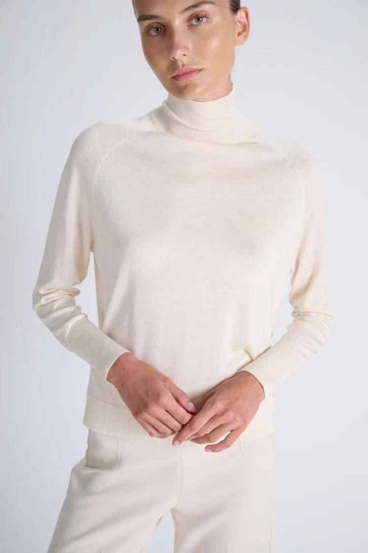 5 WINTER WHITE