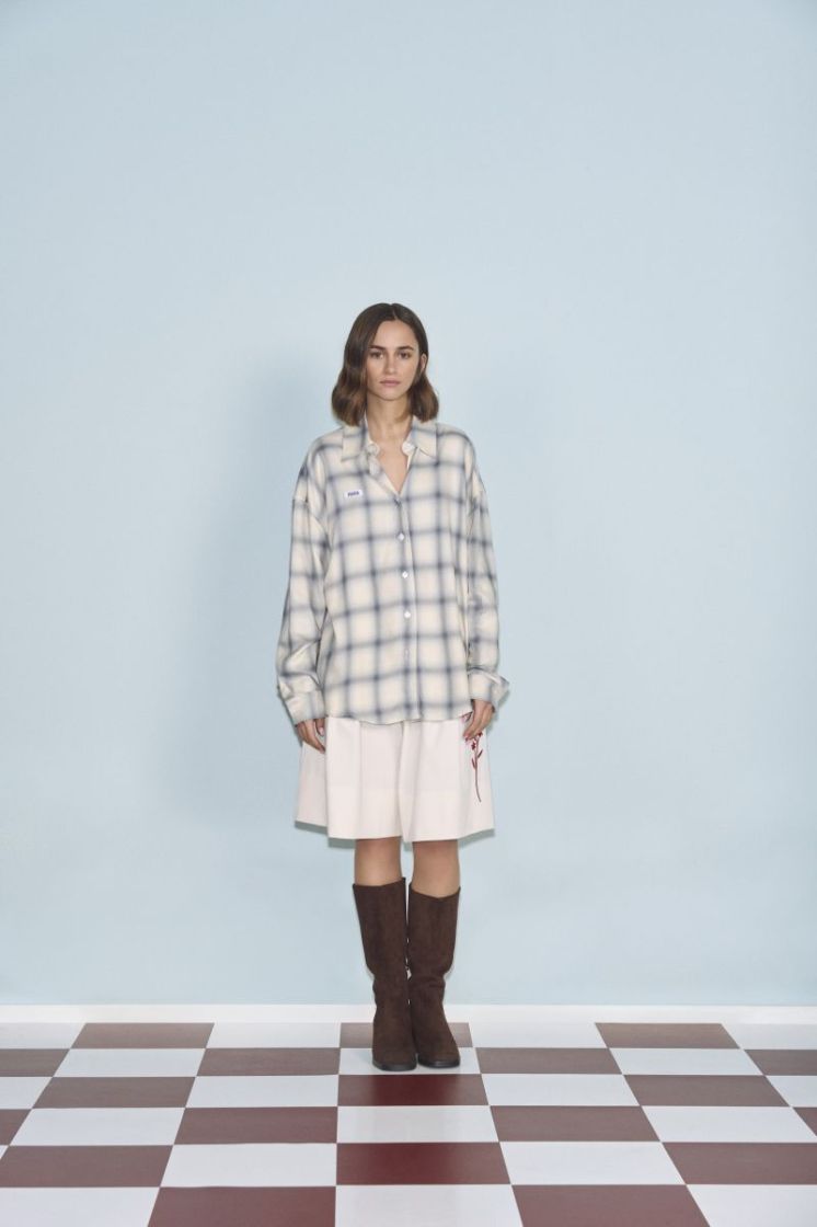  WHITE PLAID