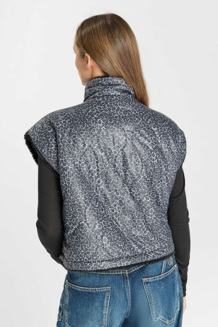 0001 BLACK