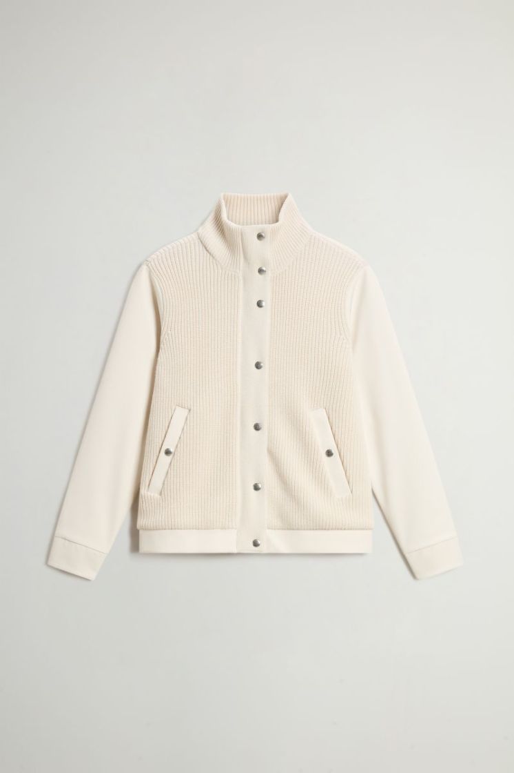  8743 MILKY CREA