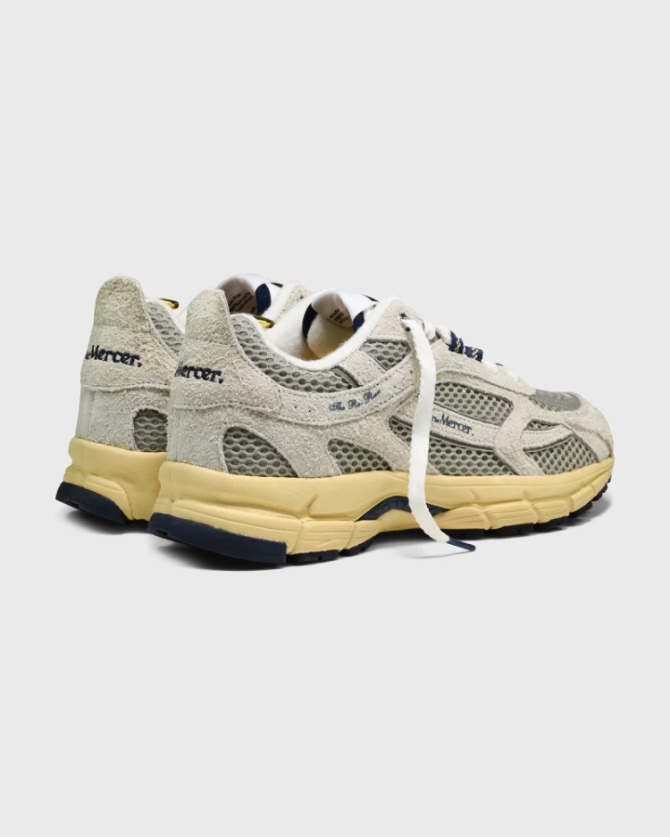  102 OFF WHITE