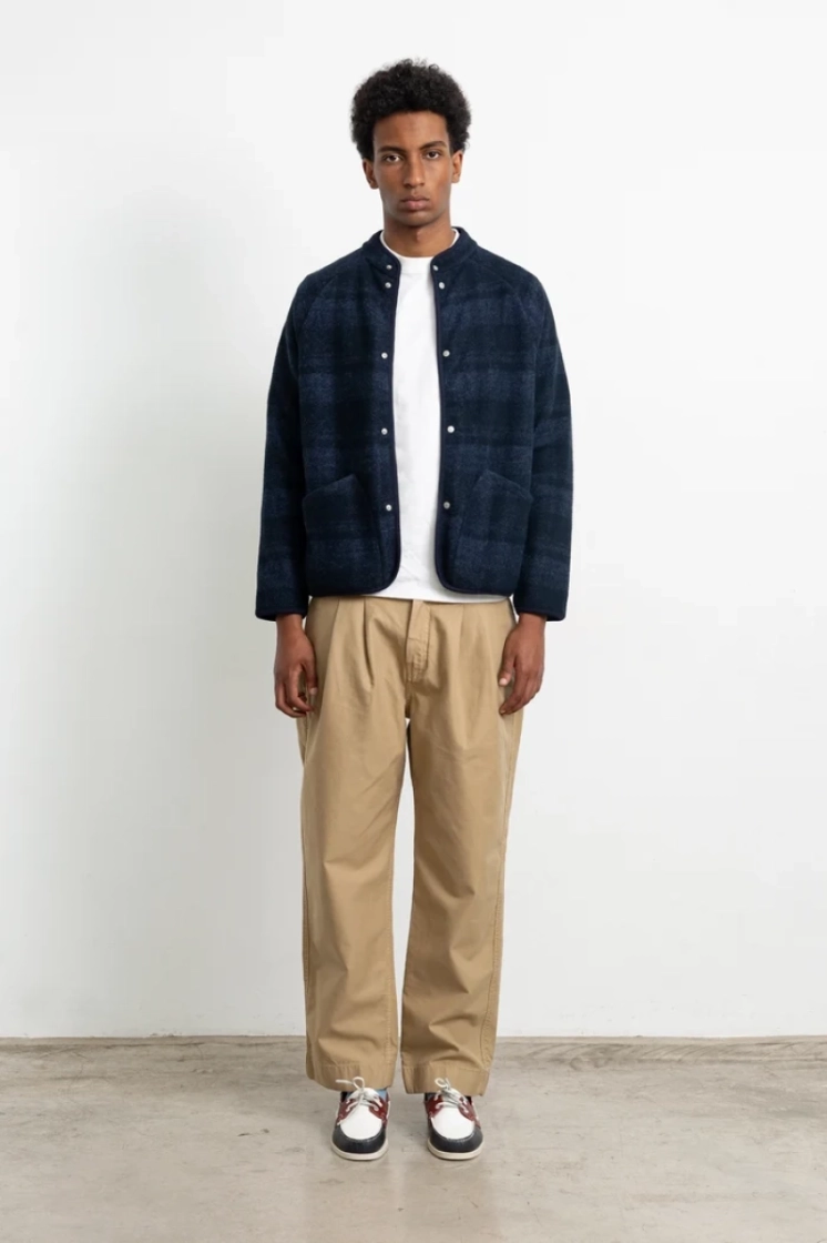PLAIN NAVY
