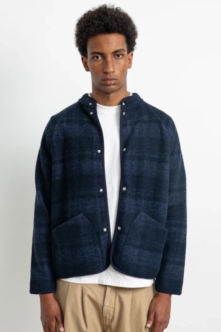 PLAIN NAVY