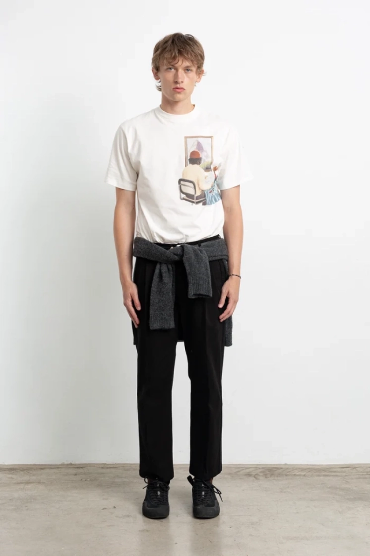 OFF WHITE