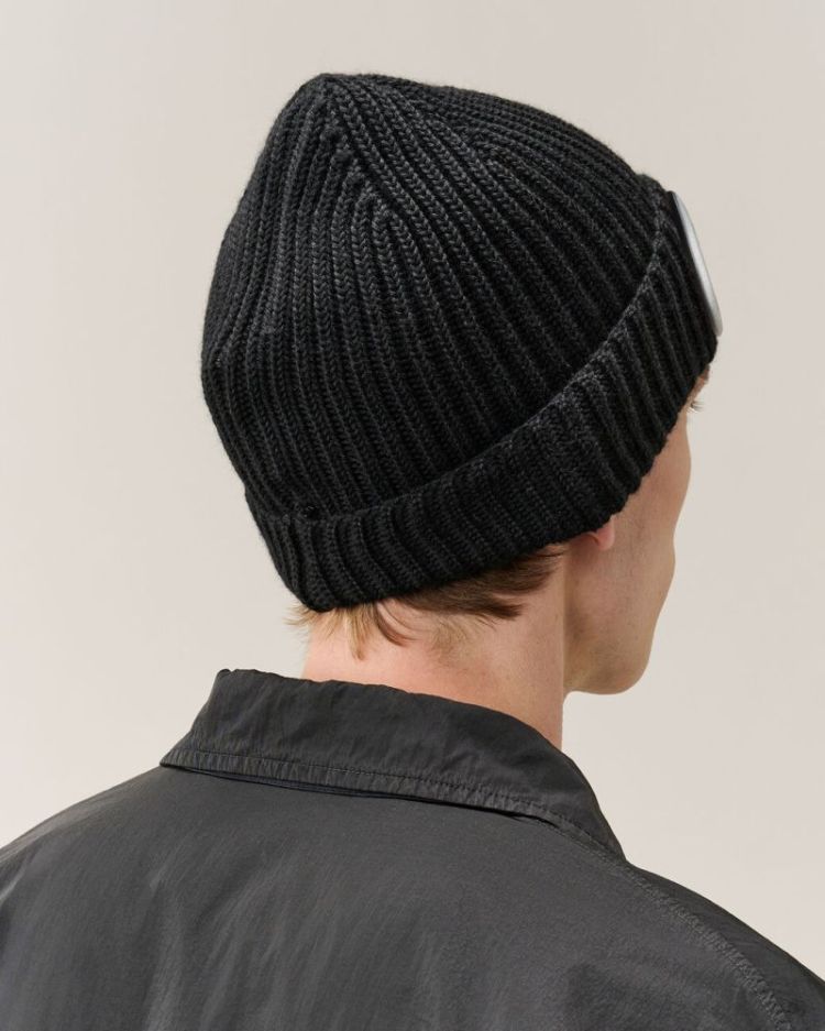 999 BLACK