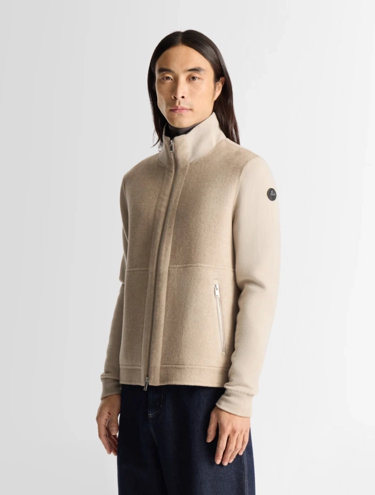 0070 BEIGE