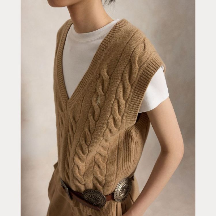  001 COL.CAMEL M