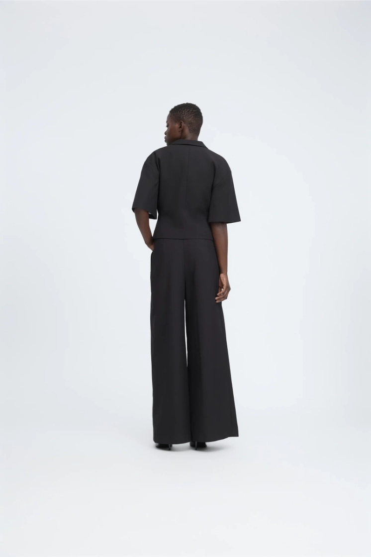  2 BLACK